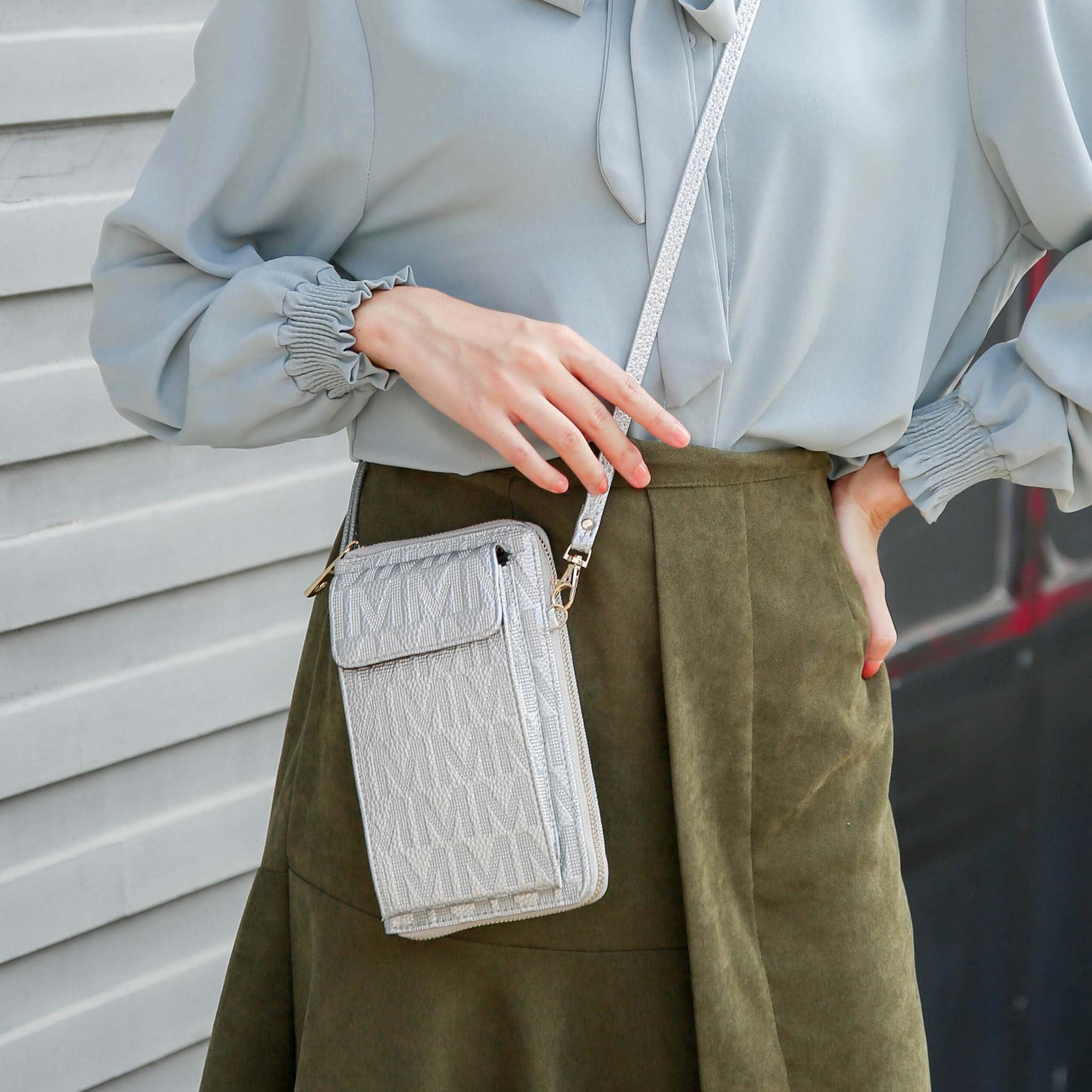 Caddy Signature Phone Crossbody-thumbmail-15