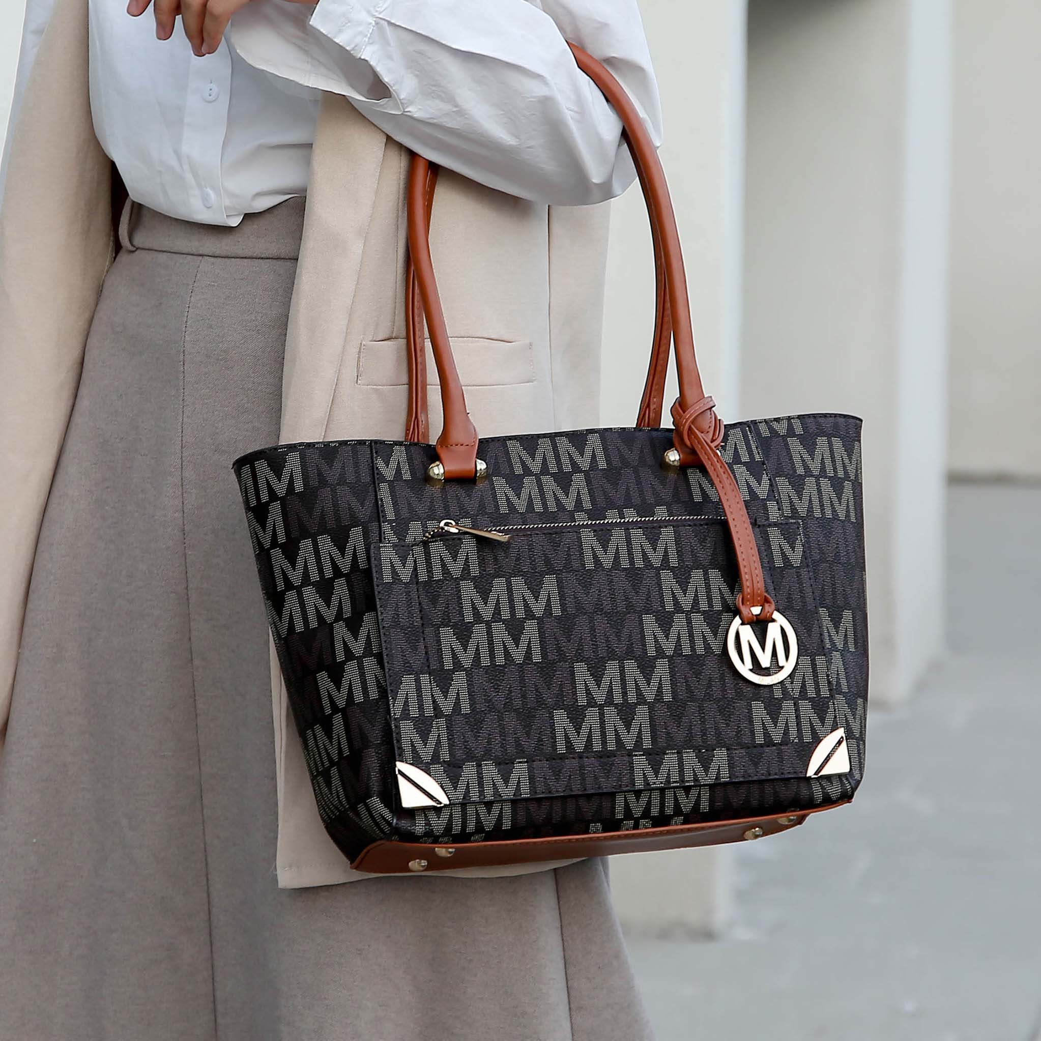 Lady II Signature Tote Bag and Set-thumbmail-6