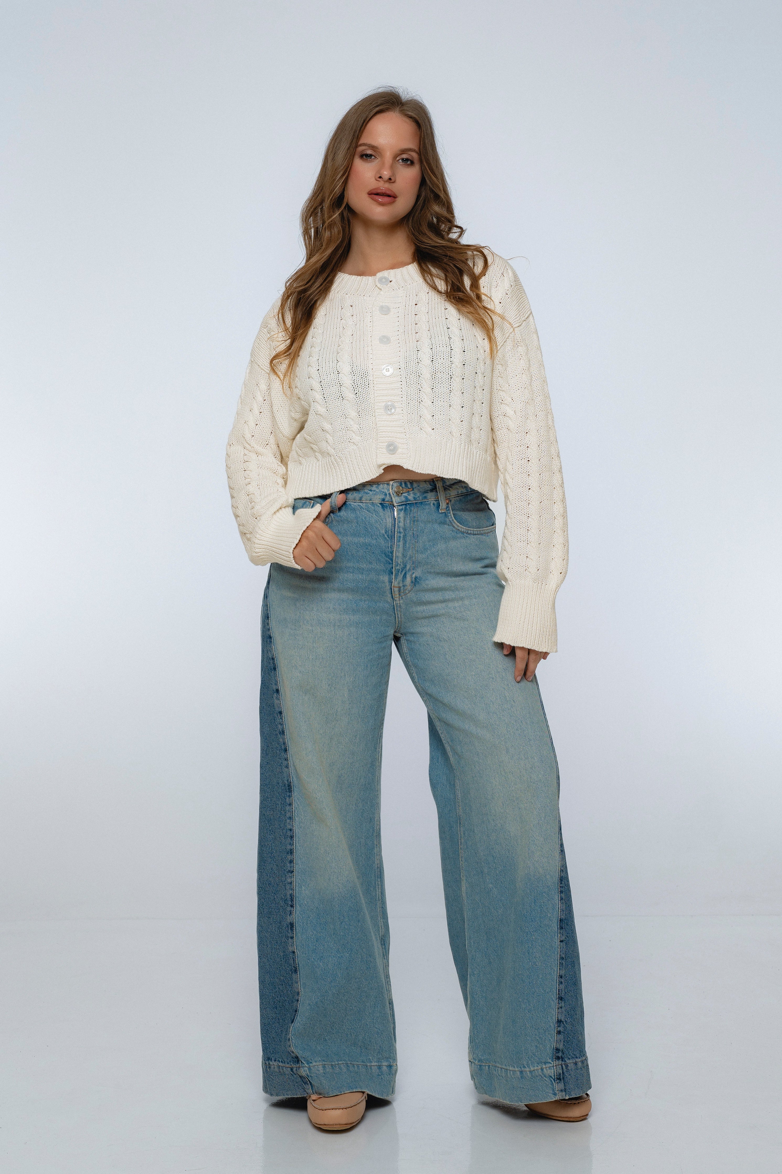 Parisse Cropped Knitted Cardigan-thumbmail-9