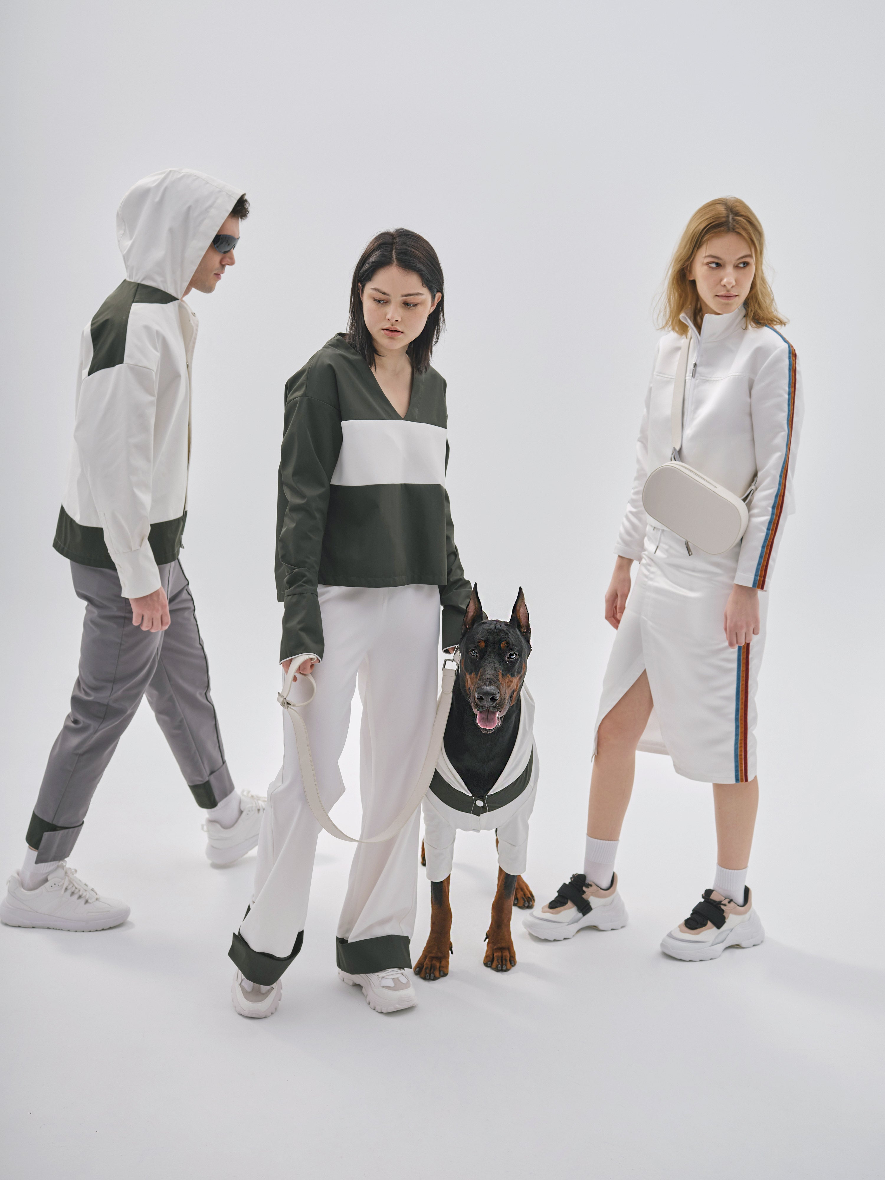 PET PANEL RAINCOAT-thumbmail-3