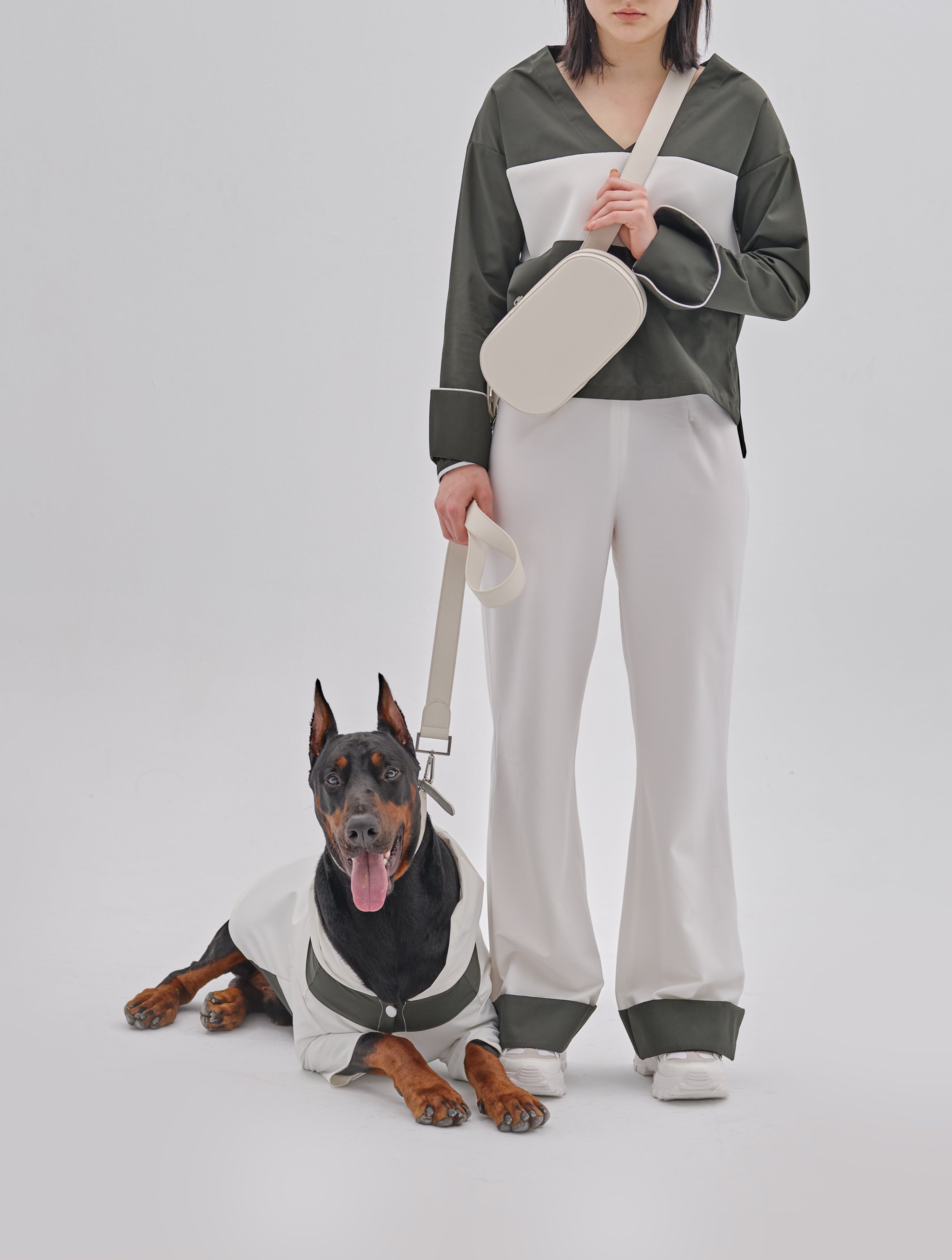 PET PANEL RAINCOAT-thumbmail-1