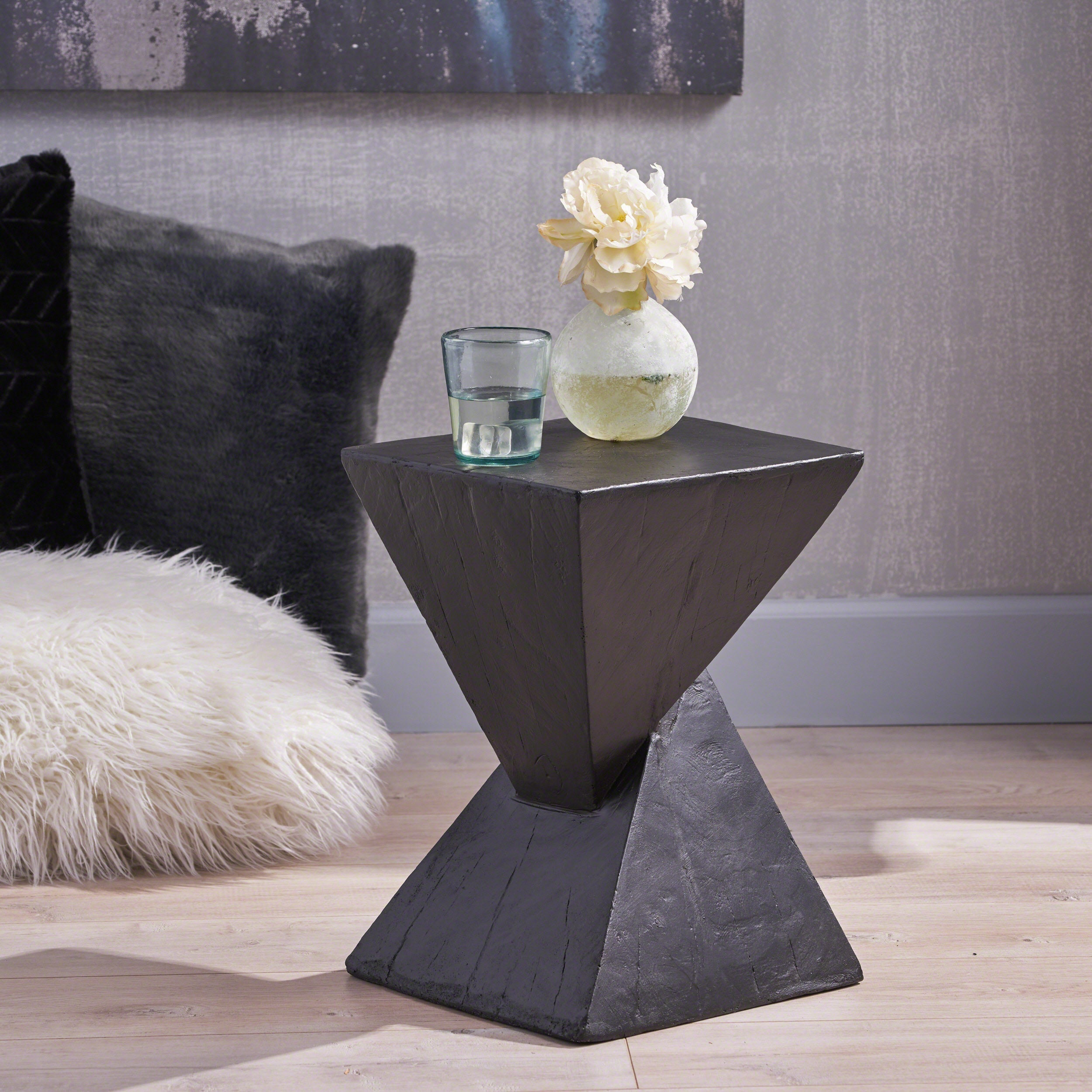 Tess Accent Side Table-thumbmail-3