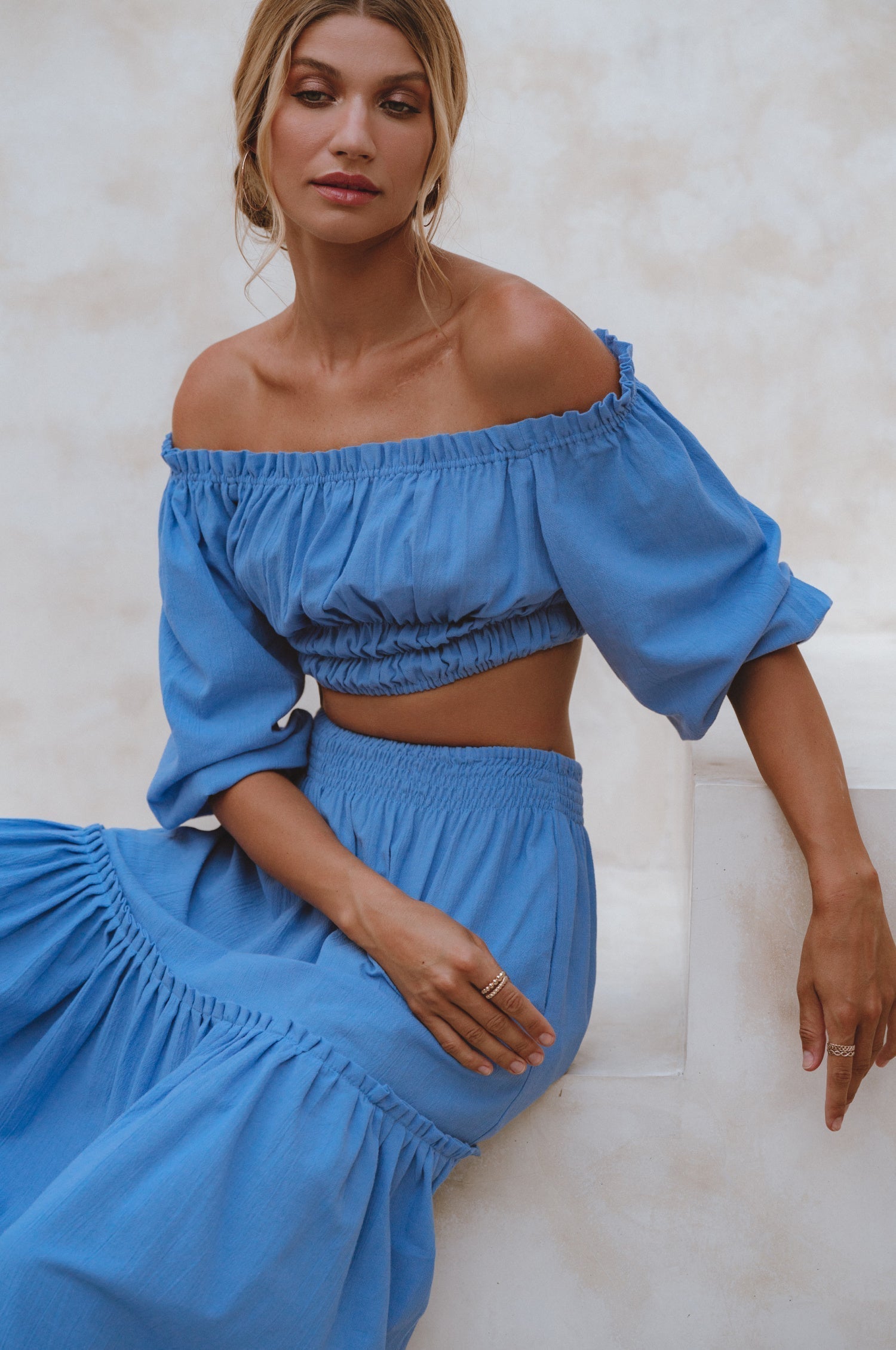 Annabelle Linen Cropped Top-thumbmail-2
