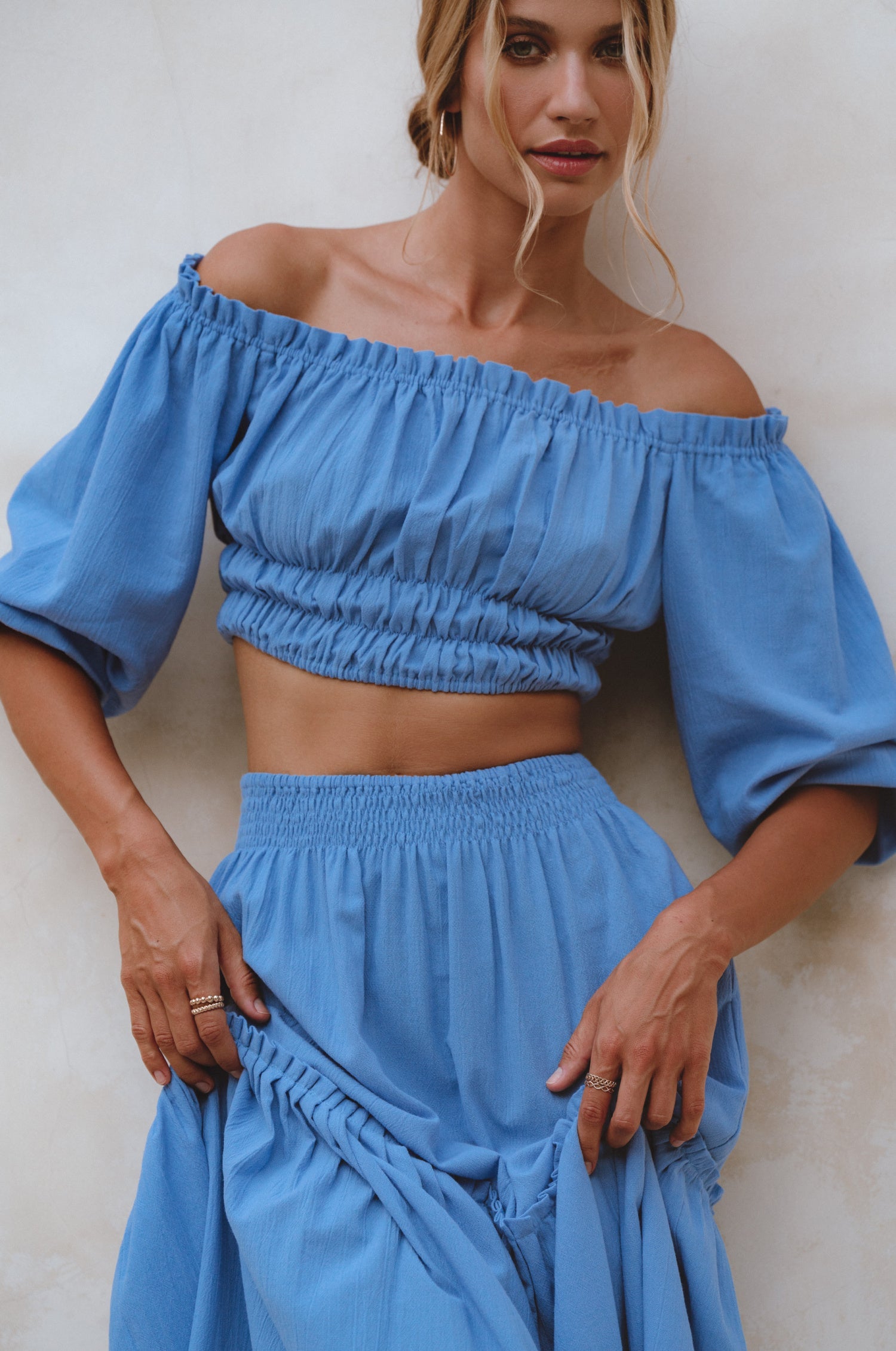 Annabelle Linen Cropped Top-thumbmail-5