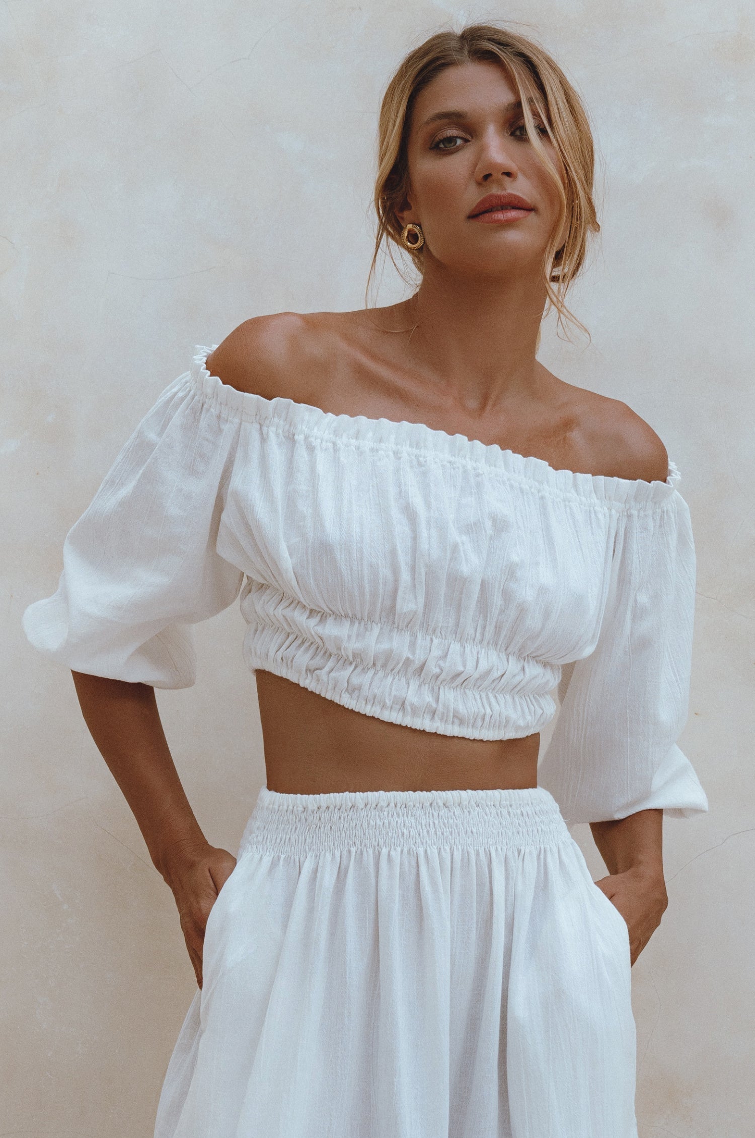 Annabelle Linen Cropped Top-thumbmail-11
