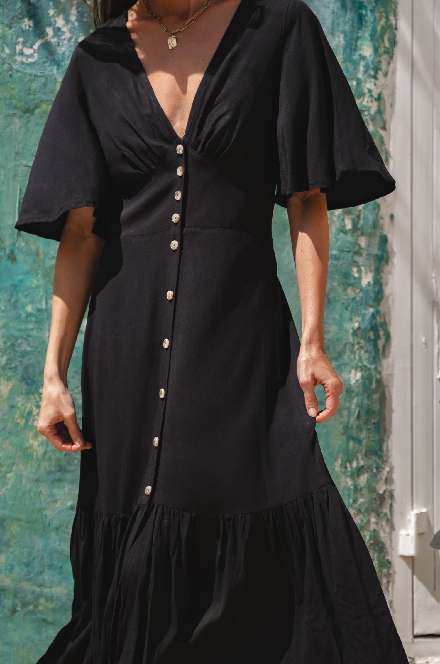 Donna Button Down Midi Dress-thumbmail-2