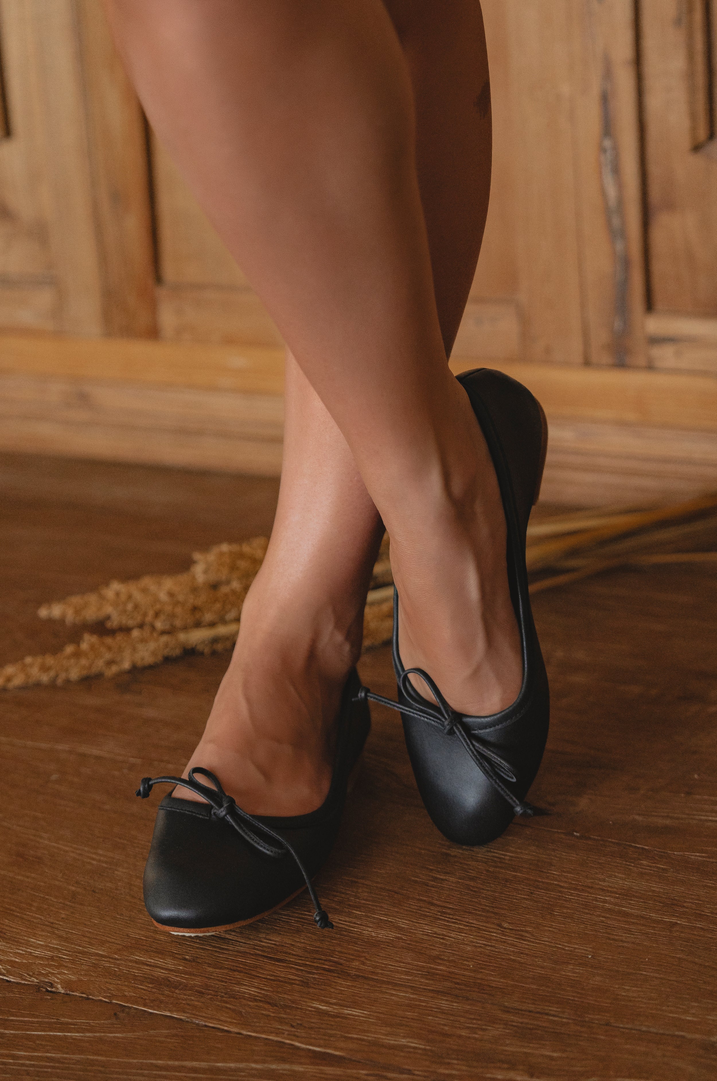 Elaria Classic Leather Ballet Flats-thumbmail-1