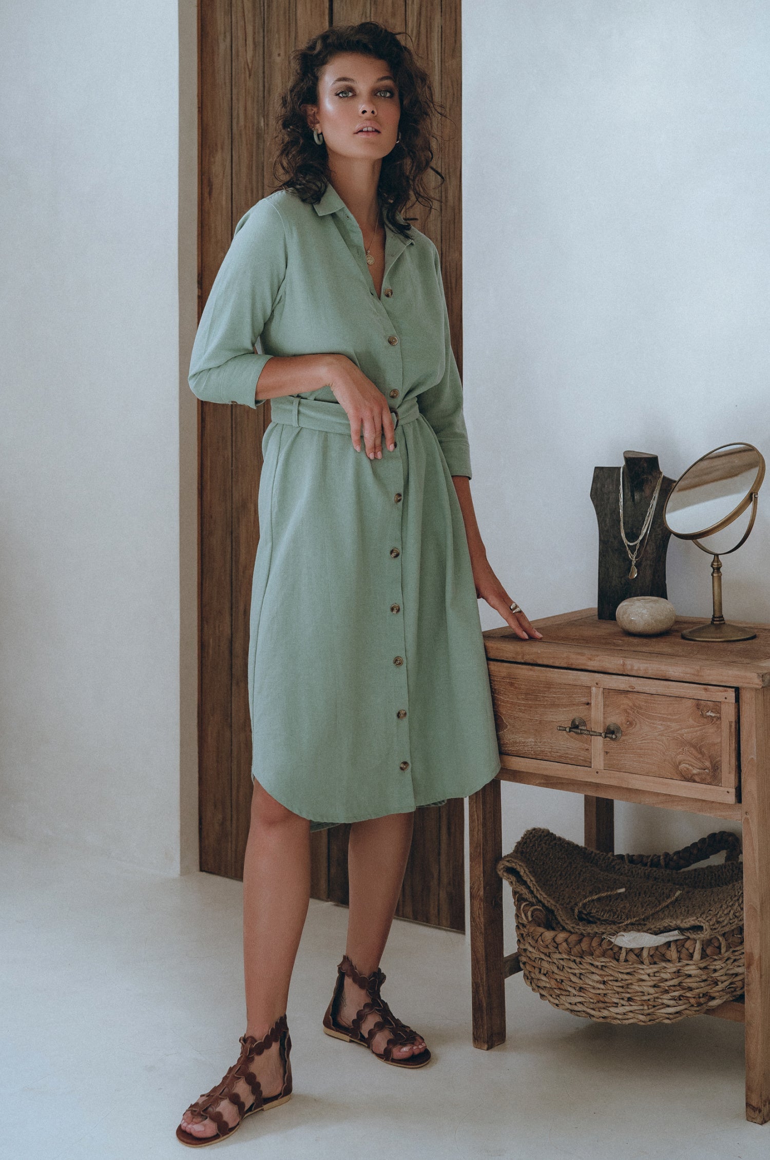 Essence Shirt Linen Dress-thumbmail-10