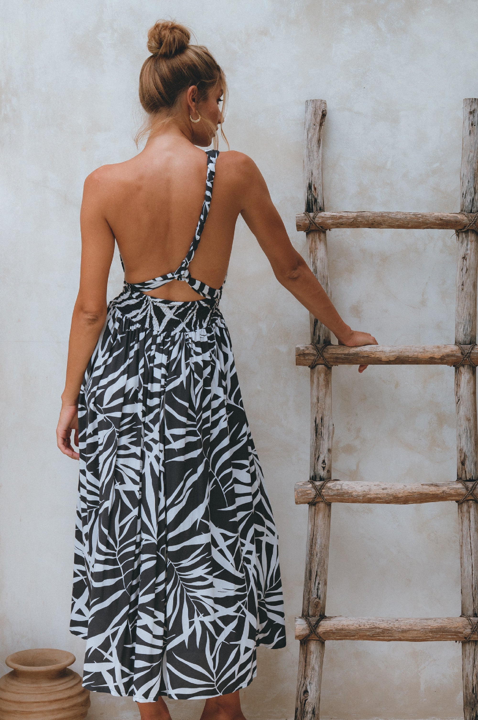 Glowing Hera Infinity Dress-thumbmail-1