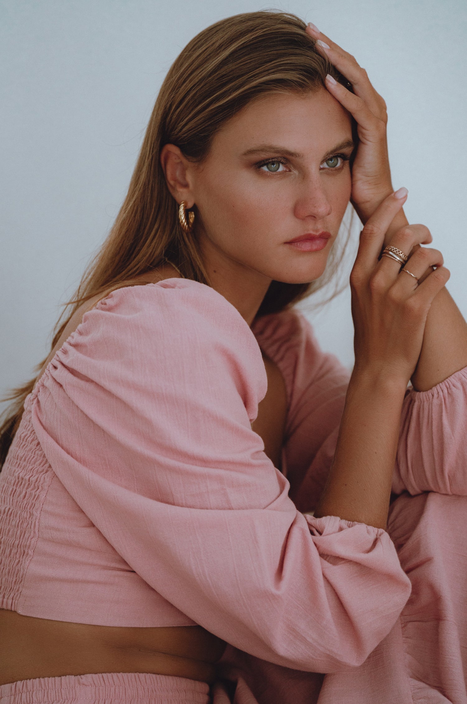 Helsa Long Sleeve Linen Top-thumbmail-8