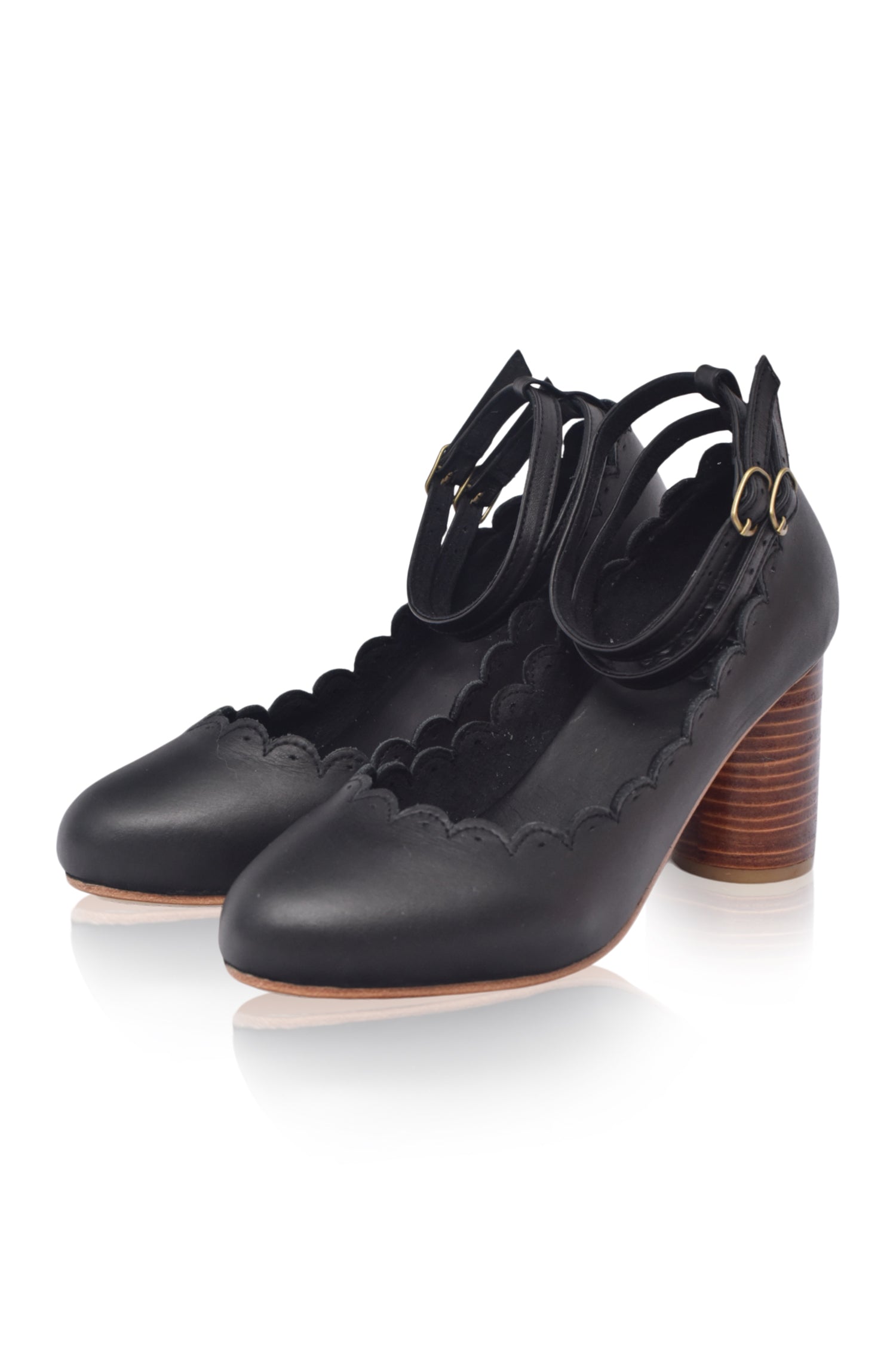 Hermosa Round Heel Leather Pumps-thumbmail-5