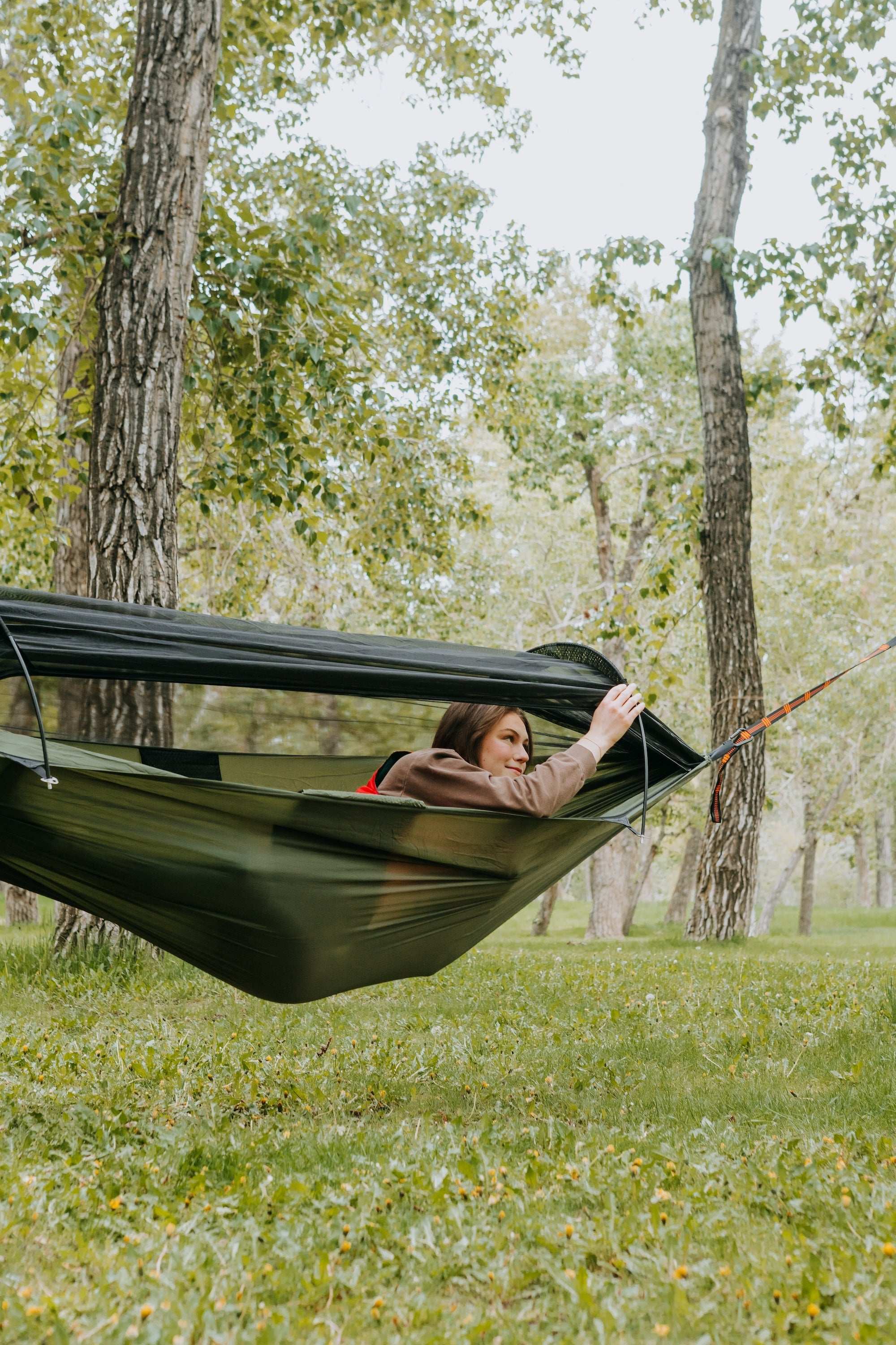 Portable Camping Hammock With Mosquito Net-thumbmail-2