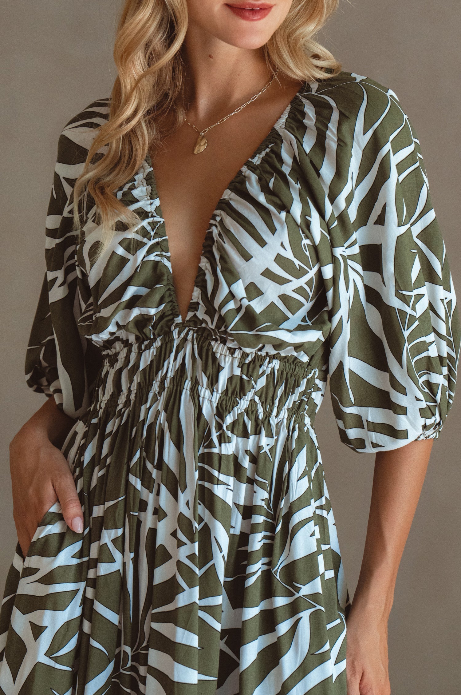 Kezas Maxi Dress-thumbmail-2