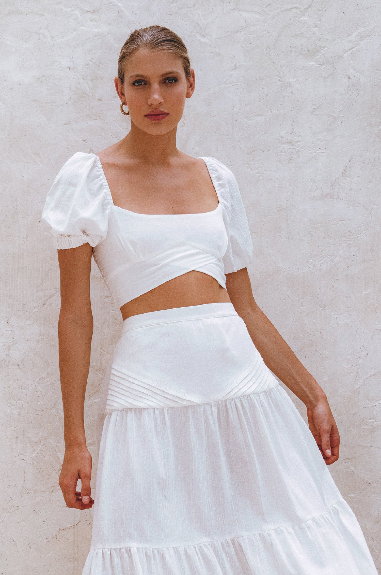Kiana Linen Crop Top-thumbmail-5