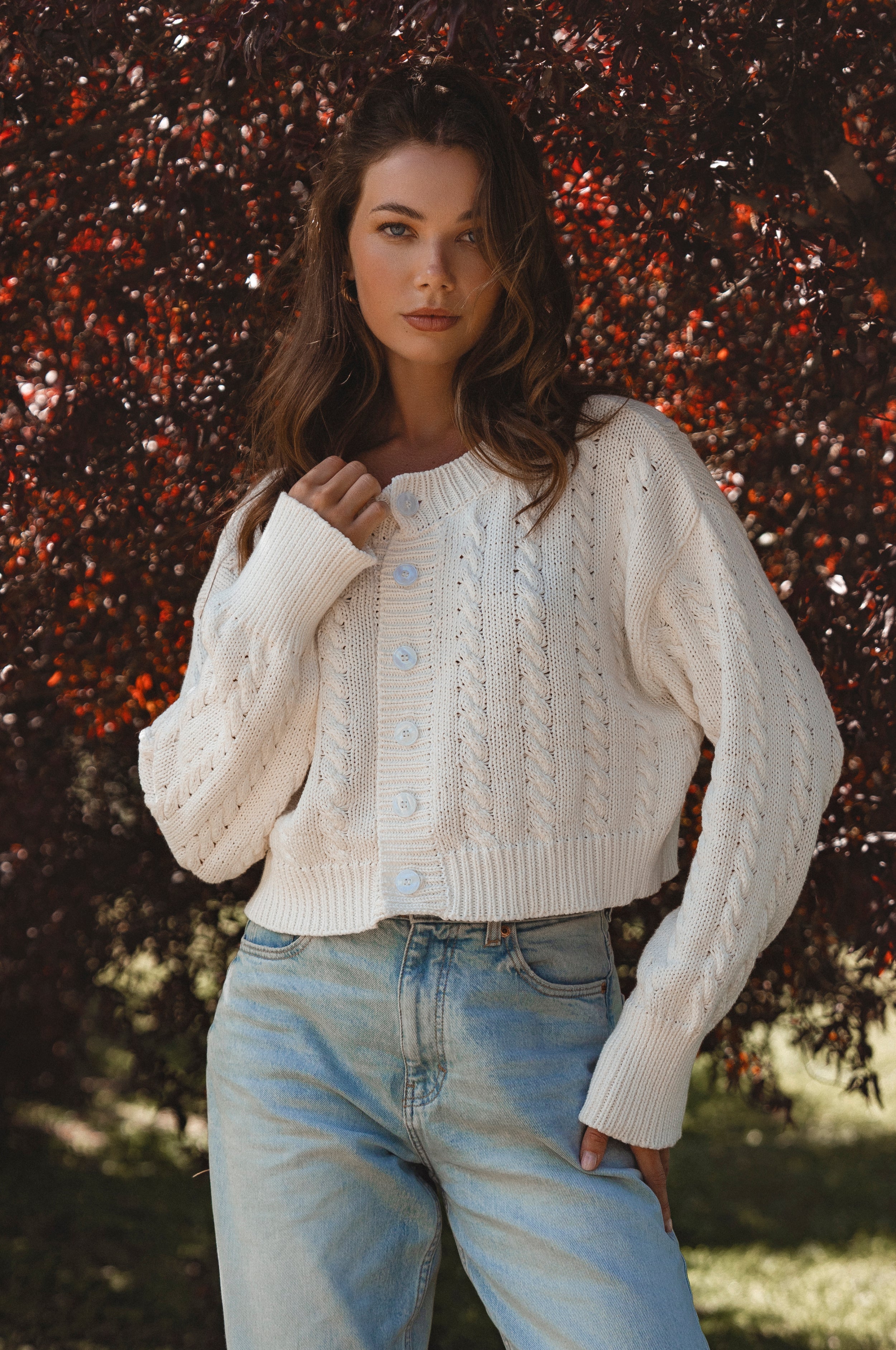 Parisse Cropped Knitted Cardigan-thumbmail-7
