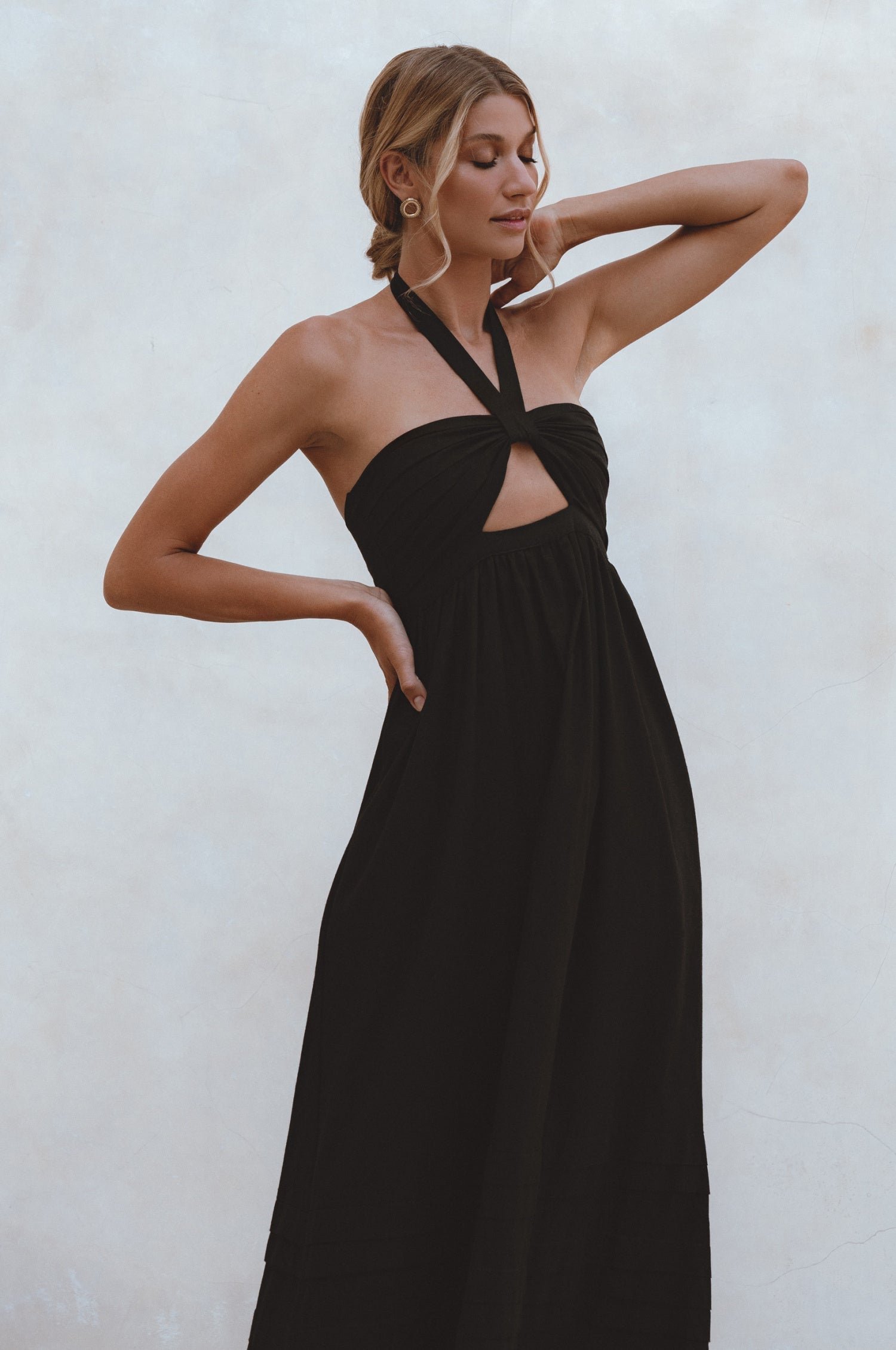 Penelope Halter Linen Maxi Dress-thumbmail-10