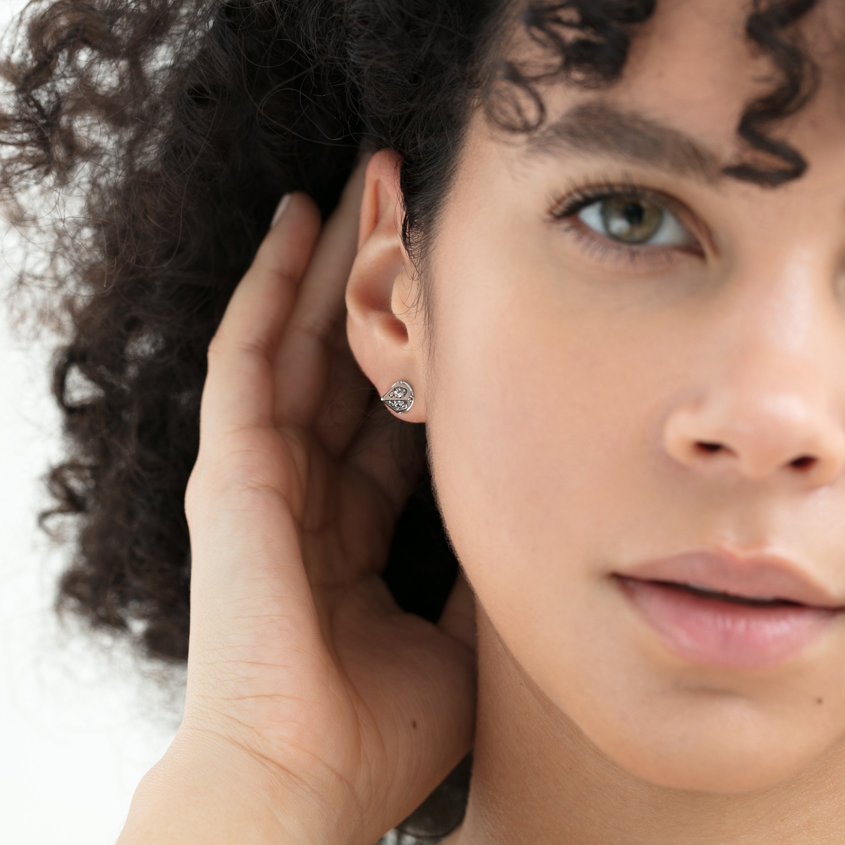 The Dagger Stud Earrings-thumbmail-4