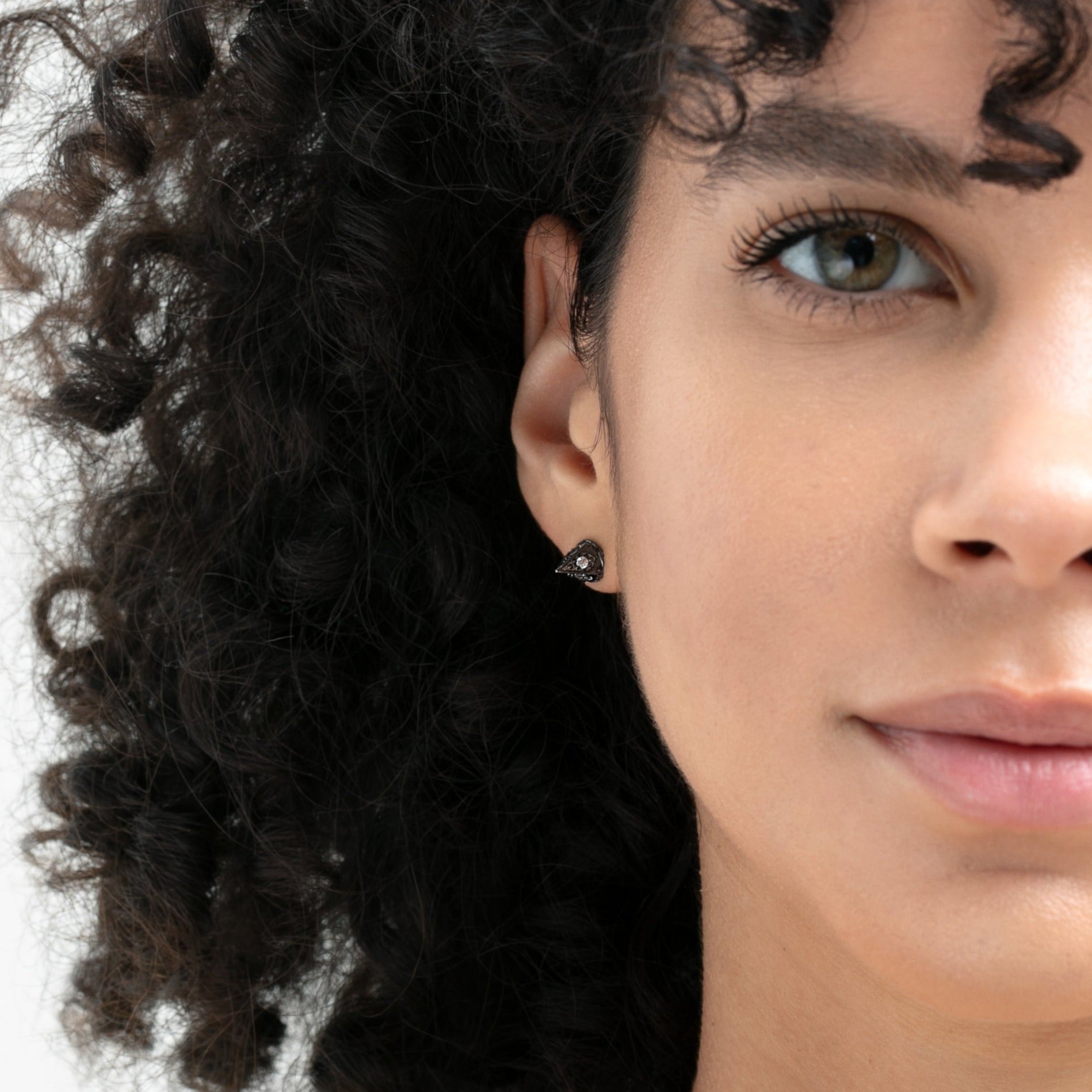 The Dagger Stud Earrings-thumbmail-9