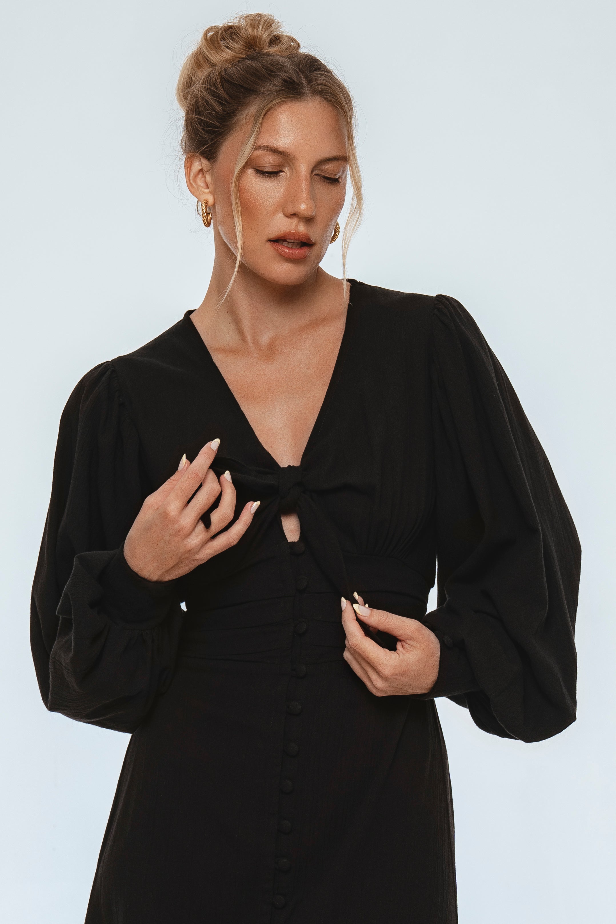 Velvet Sky Long Sleeve Linen Midi Dress-thumbmail-4