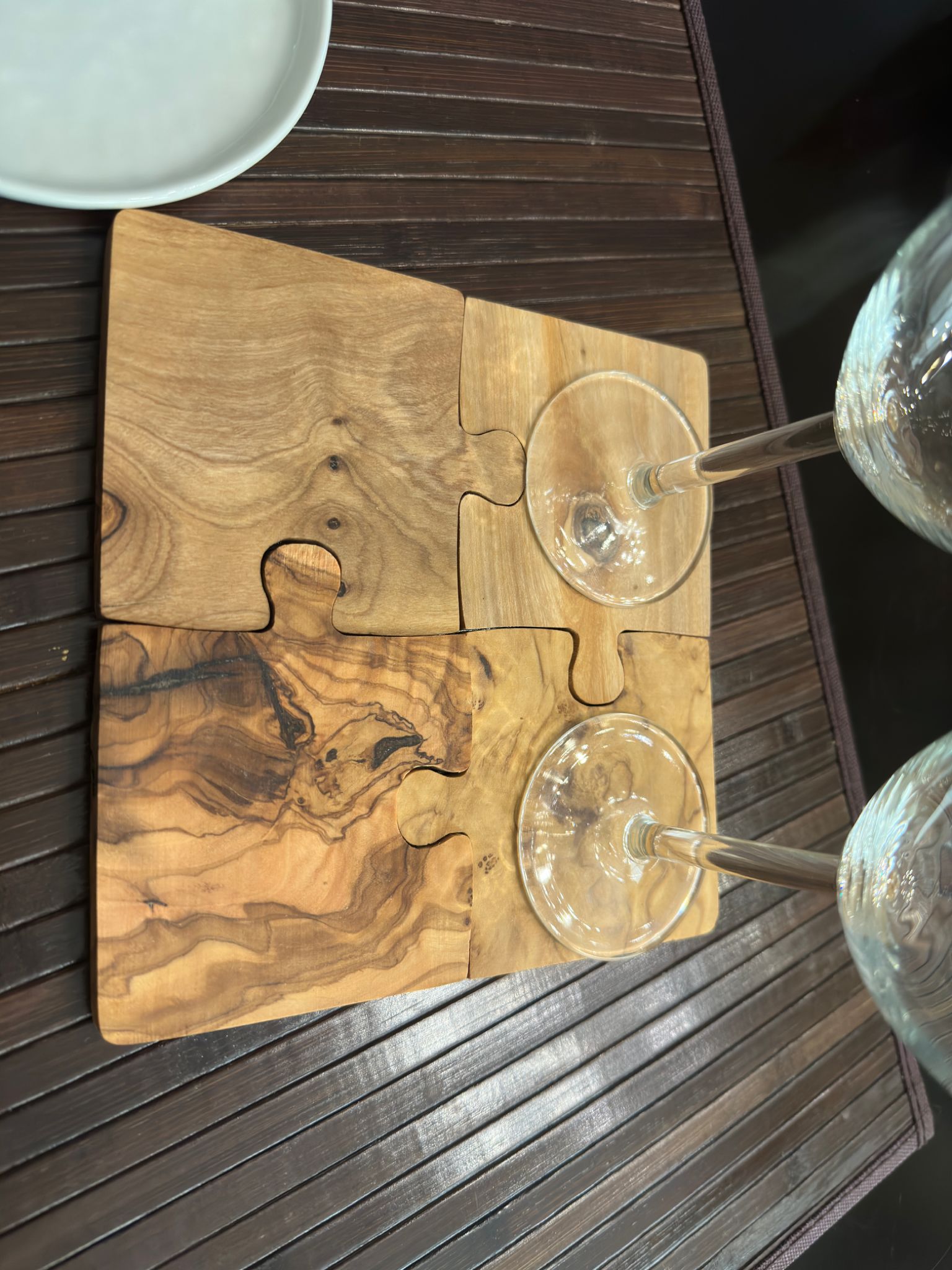 Olive Wood Coaster Puzzle 4-Pcs Set.-thumbmail-4