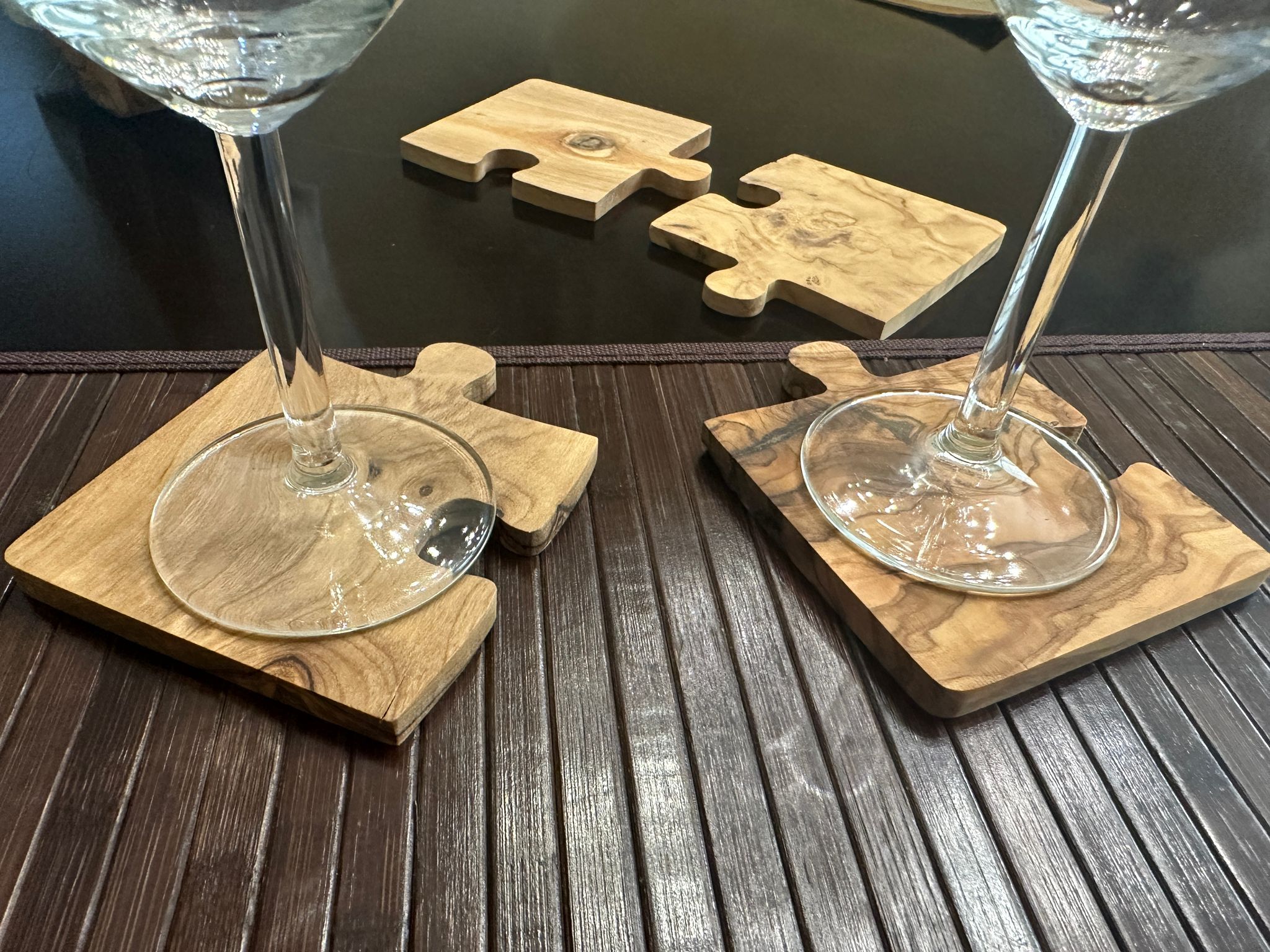 Olive Wood Coaster Puzzle 4-Pcs Set.-thumbmail-6