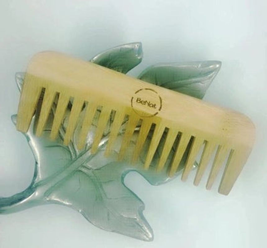 All-Natural Bamboo Hair Comb-thumbmail-4