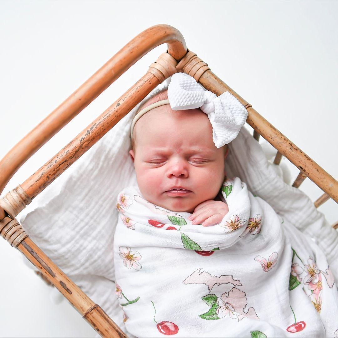 Gift Set: Michigan Baby Muslin Swaddle Blanket and Burp Cloth/Bib Combo (Floral)-thumbmail-4