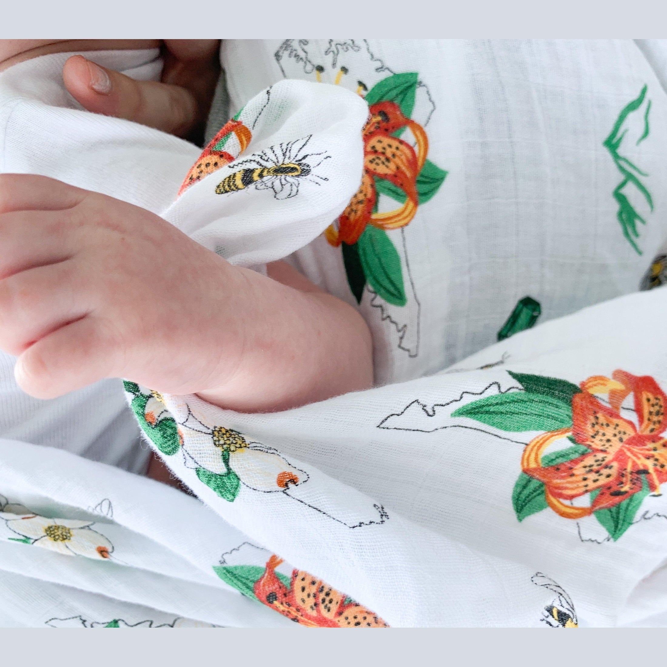 Gift Set: North Carolina Baby Muslin Swaddle Blanket and Burp Cloth/Bib Combo (Floral)-thumbmail-6