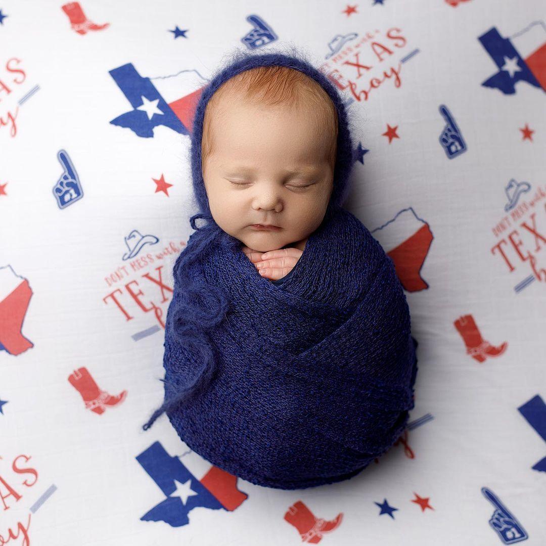 Gift Set: Texas Baby Boy Muslin Swaddle Blanket and Burp Cloth/Bib Combo-thumbmail-3
