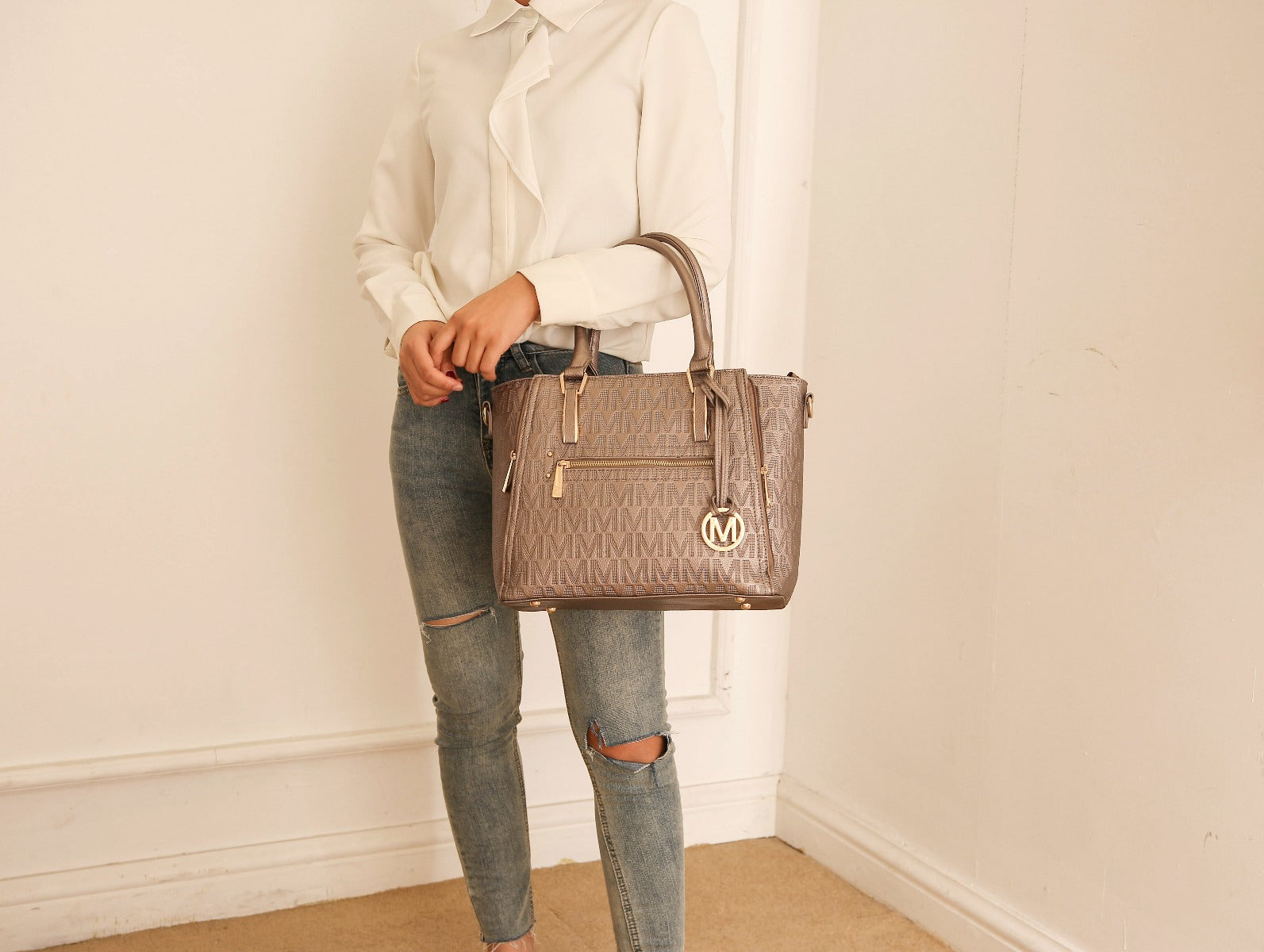 Cairo Signature Shoulder Bag-thumbmail-1