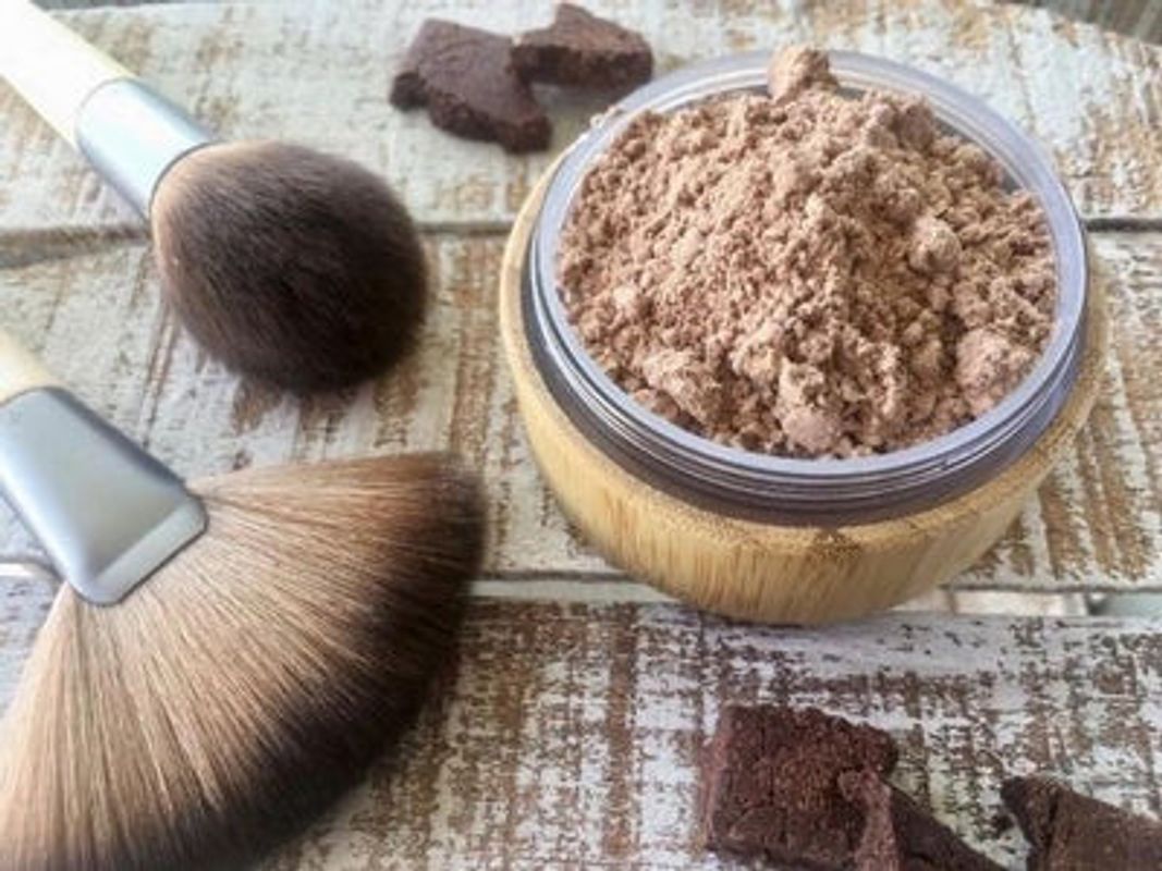 All-Natural Bronzer Loose Powder. Eco-Friendly-thumbmail-8
